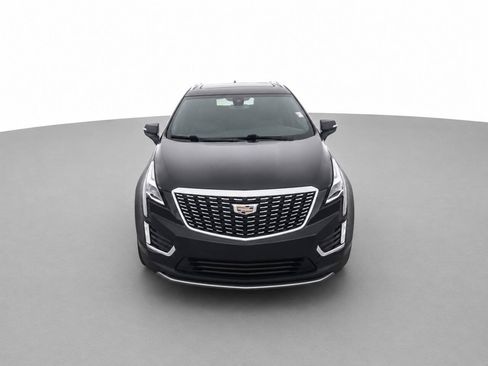 Used 2021 Cadillac XT5 Premium Luxury AWD/4WD image 2