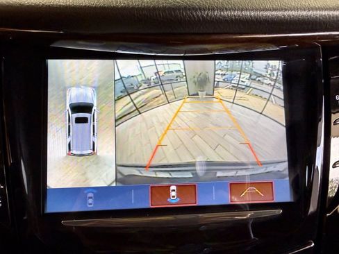 Used 2018 Cadillac Escalade 2WD image 11