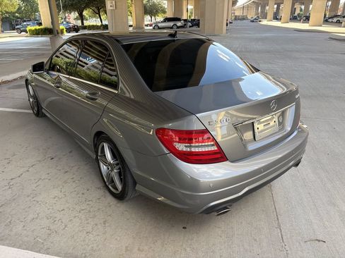 Used 2012 Mercedes-Benz C 300 4MATIC Sedan image 8