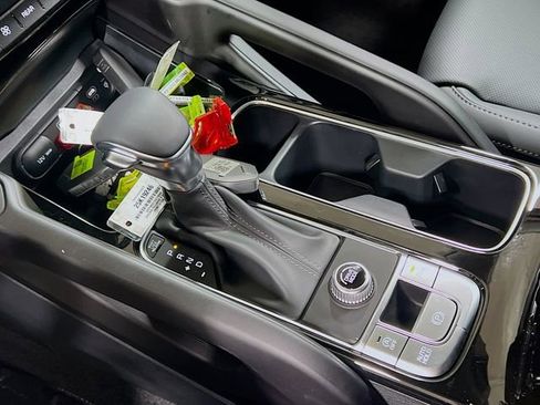 New 2025 Kia Telluride S image 17