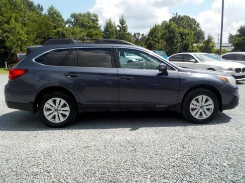 Used 2016 Subaru Outback 2.5i Premium image 6