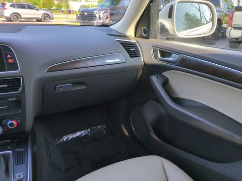 Used 2016 Audi Q5 2.0T Premium Plus w/ Technology Package AWD/4WD image 16