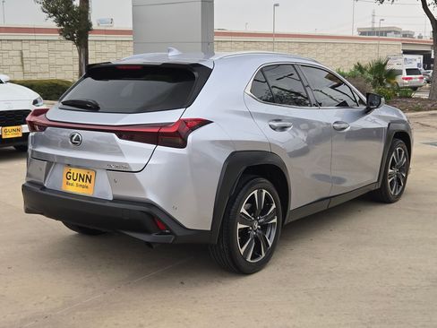 Used 2023 Lexus UX 250h FWD w/ Accessory Package (Z2) image 3