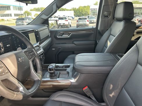Used 2024 Chevrolet Silverado 1500 RST w/ RST All Star Premium Package AWD/4WD image 9