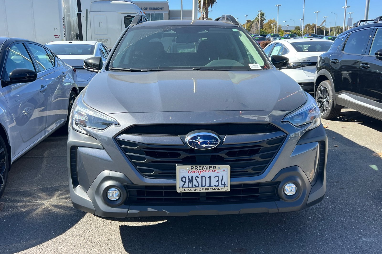 Used 2024 Subaru Outback Premium AWD/4WD image 3