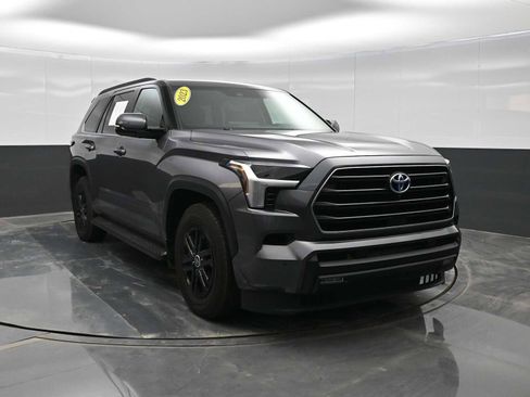 Used 2024 Toyota Sequoia SR5 image 2