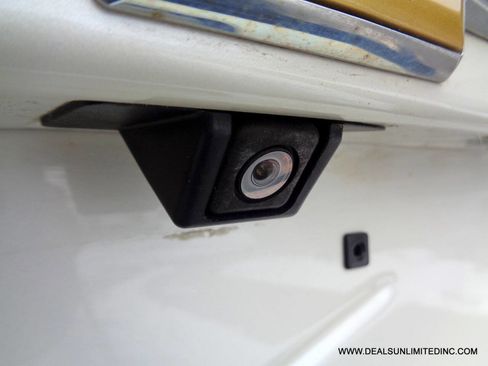 Used 2013 Chevrolet Tahoe LTZ image 24