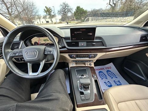 Used 2018 Audi Q5 2.0T Premium Plus w/ Premium Plus Package image 17