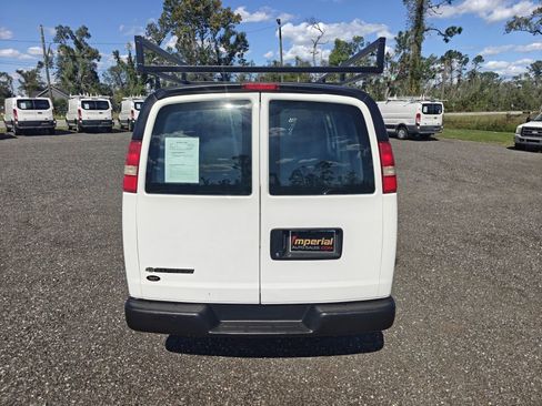 Used 2016 Chevrolet Express 2500 image 8