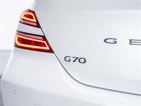 New 2026 Genesis G70 2.5T Prestige image 15