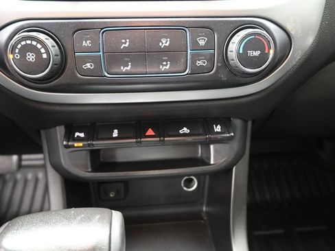 Used 2021 Chevrolet Colorado LT w/ Fleet Safety Package RWD image 4