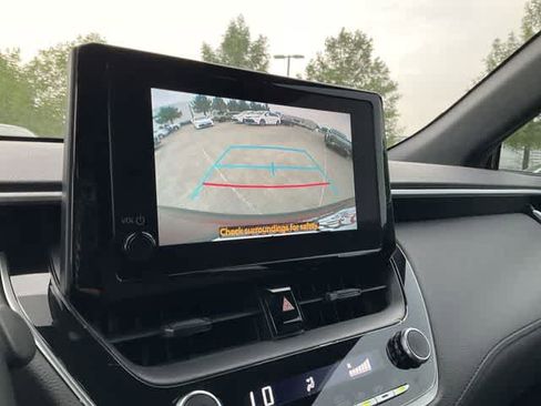 Used 2024 Toyota Corolla Cross AWD Hybrid image 21
