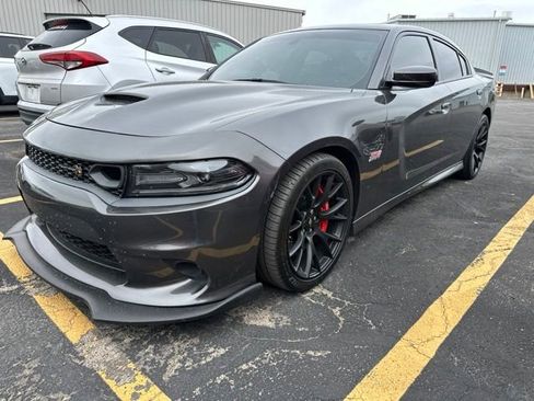 Used 2019 Dodge Charger Scat Pack w/ Dynamics Package RWD image 15