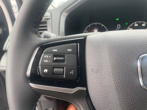 Used 2025 Honda Odyssey EX-L image 20