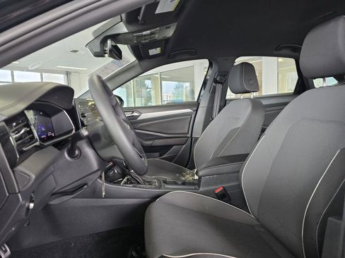 Used 2025 Volkswagen Jetta Sport image 22