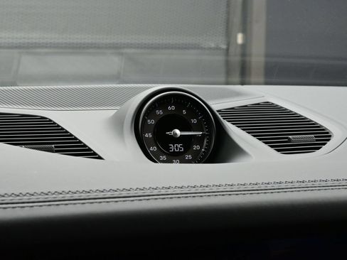 New 2025 Porsche Cayenne Turbo AWD/4WD image 12