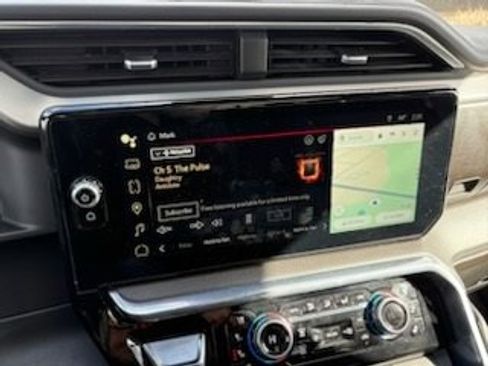 Used 2024 GMC Sierra 1500 Denali image 46