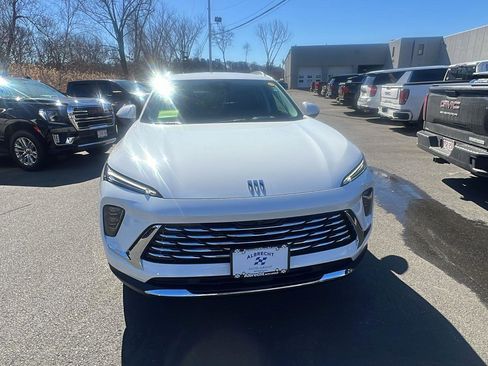 New 2026 Buick Envision Preferred image 2