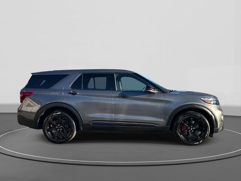 Used 2022 Ford Explorer ST w/ Equipment Group 401A image 5