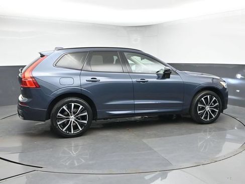Used 2024 Volvo XC60 B5 Plus w/ Protection Package Premier AWD/4WD image 9
