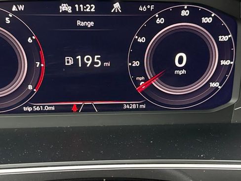 Used 2022 Volkswagen Tiguan SEL R-Line image 18