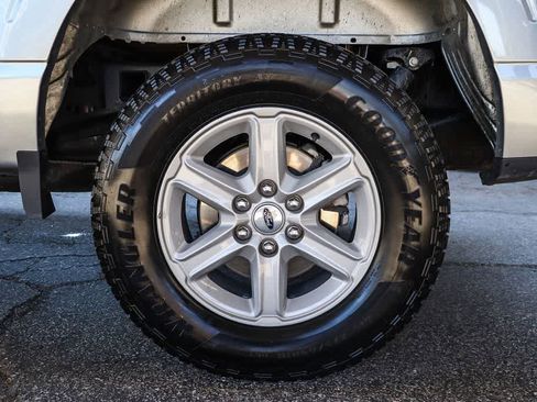 Used 2025 Ford F150 Lariat image 10