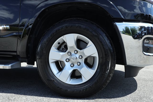 Used 2025 RAM 1500 Big Horn RWD image 5