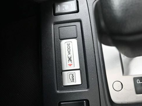 Used 2018 Subaru Forester 2.5i Limited image 18