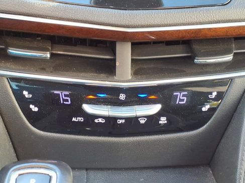 Used 2019 Cadillac CT6 Luxury w/ Driver Awareness Package image 18