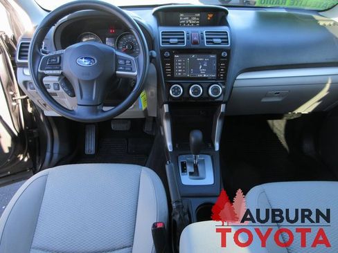 Used 2016 Subaru Forester 2.5i Premium image 10