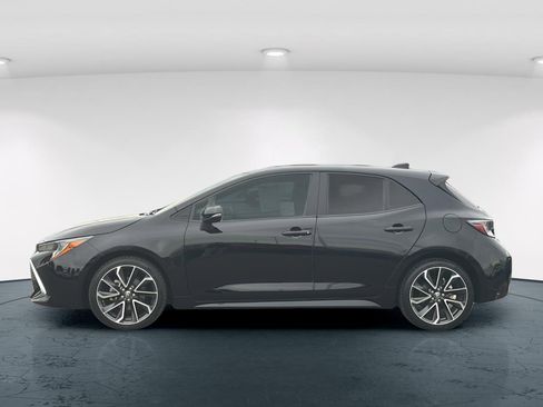 Used 2020 Toyota Corolla XSE image 3