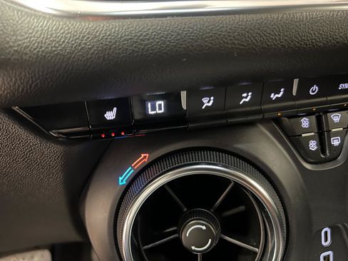 Used 2026 Chevrolet Blazer LT FWD image 36