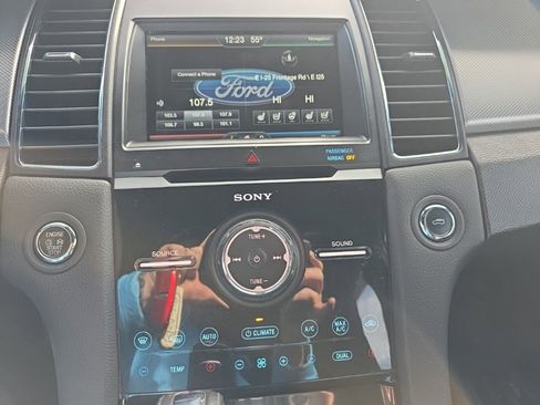 Used 2015 Ford Taurus SHO w/ Equipment Group 401A image 10