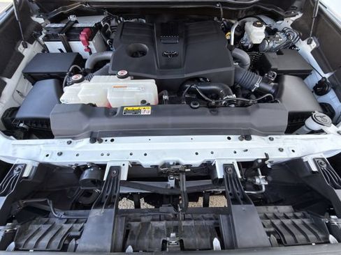 Used 2023 Toyota Tundra Limited RWD image 32