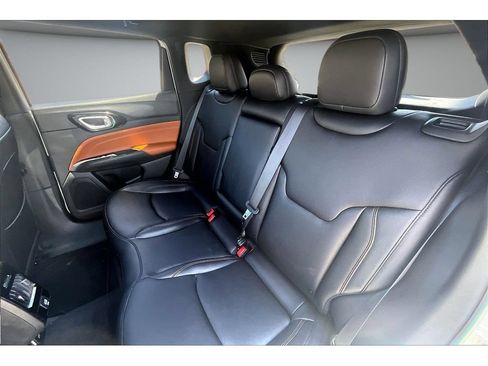 Certified 2024 Jeep Compass Limited AWD/4WD image 25