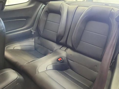 Used 2023 Ford Mustang Coupe RWD image 31