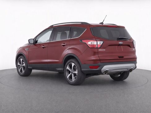 Used 2018 Ford Escape SEL FWD image 4