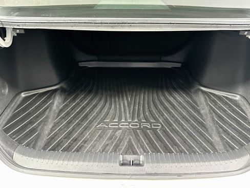 Used 2025 Honda Accord Touring image 16