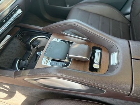 Used 2020 Mercedes-Benz GLS 450 4MATIC image 17