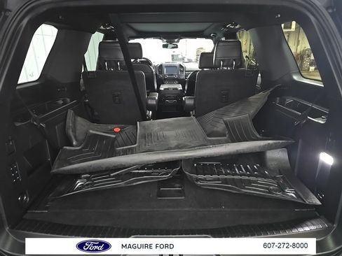 Used 2019 Ford Expedition Limited w/ Equipment Group 303A image 12
