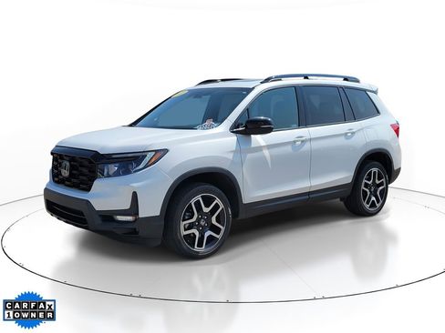 Used 2022 Honda Passport Elite image 2