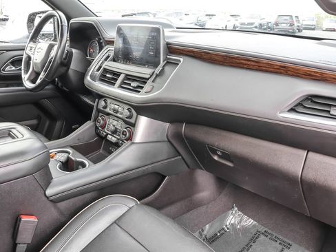 Used 2021 Chevrolet Tahoe Premier w/ Premium Package AWD/4WD image 43