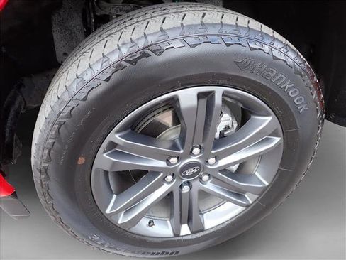 Used 2023 Ford F150 Lariat w/ Equipment Group 502A High image 7