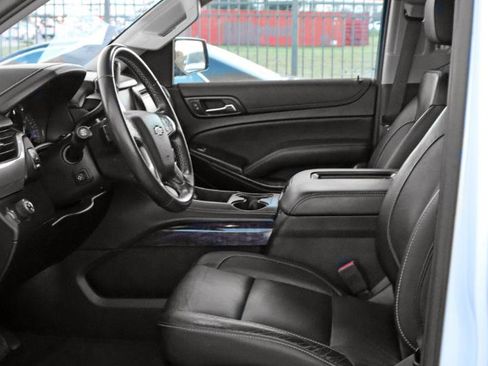 Used 2020 Chevrolet Suburban LT image 15