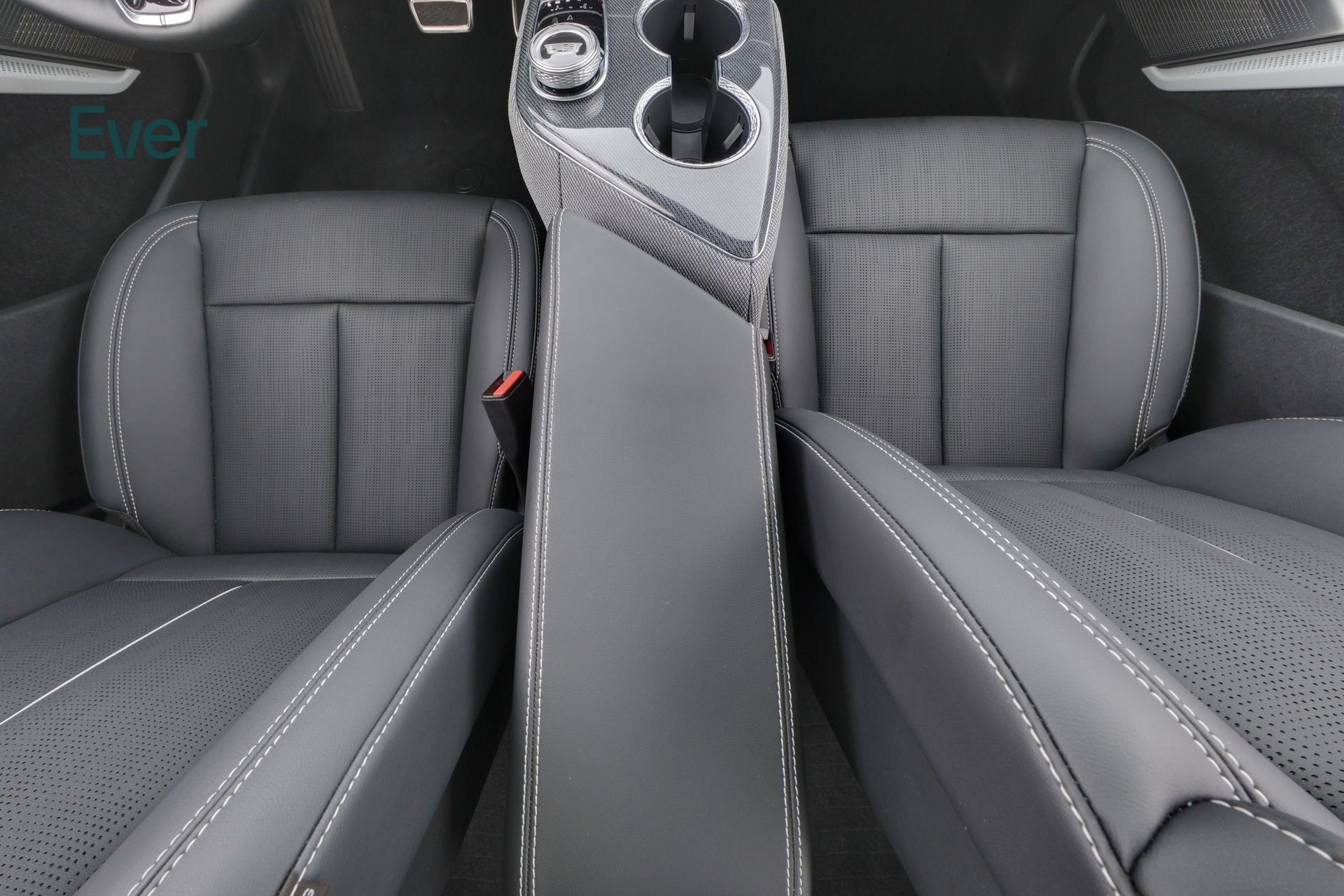 Used 2026 Cadillac Optiq Sport 2 w/ LPO, Floor Liner Package RWD image 27