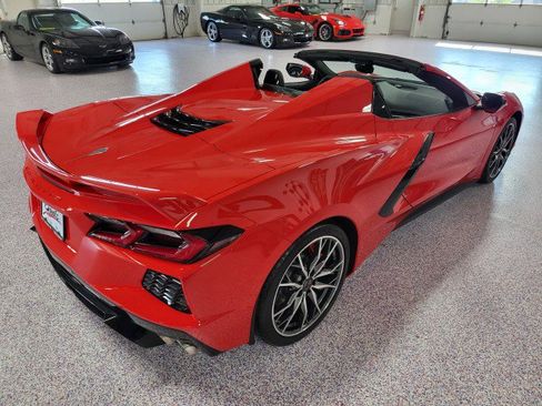 Used 2024 Chevrolet Corvette Stingray Premium Conv w/ Z51 Performance Package image 11