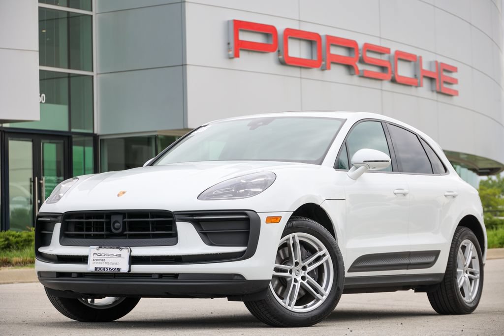Certified 2026 Porsche Macan AWD/4WD image 6