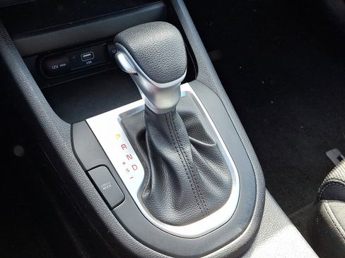 Used 2022 Kia Forte LXS image 14