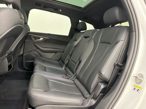 Used 2021 Audi Q7 3.0T Premium Plus w/ Executive Package AWD/4WD image 20