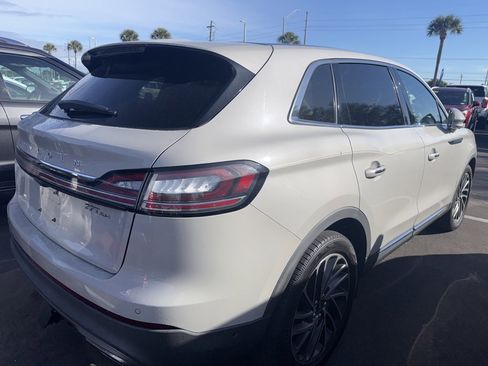 Used 2019 Lincoln Nautilus Reserve image 5